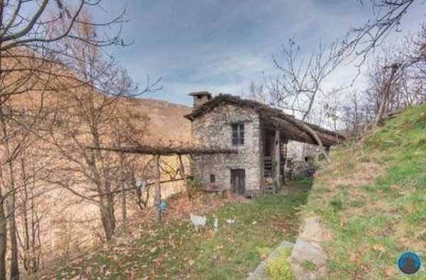 Click here for full details of this property for sale in Val Argentina, Italy.
